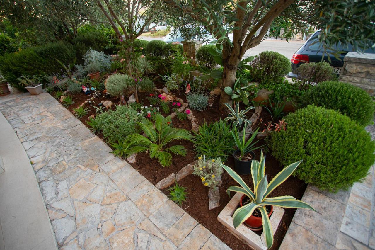 Apartments Ljubo Stari Grad  Extérieur photo